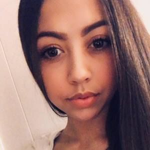 Meet your Posher, Kaitlin